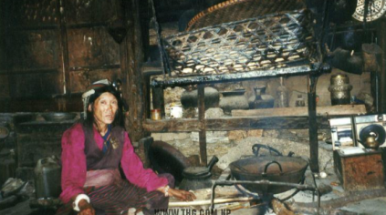 Bhote Village with Makalu Base Camp Trekking